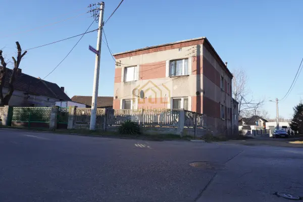 śląskie, Piekary Śląskie, Dąbrówka Wielka, Przyjaźni, DOM, KTÓRY POSIADA 2-NIEZALEŻNE KONDYGNACJE